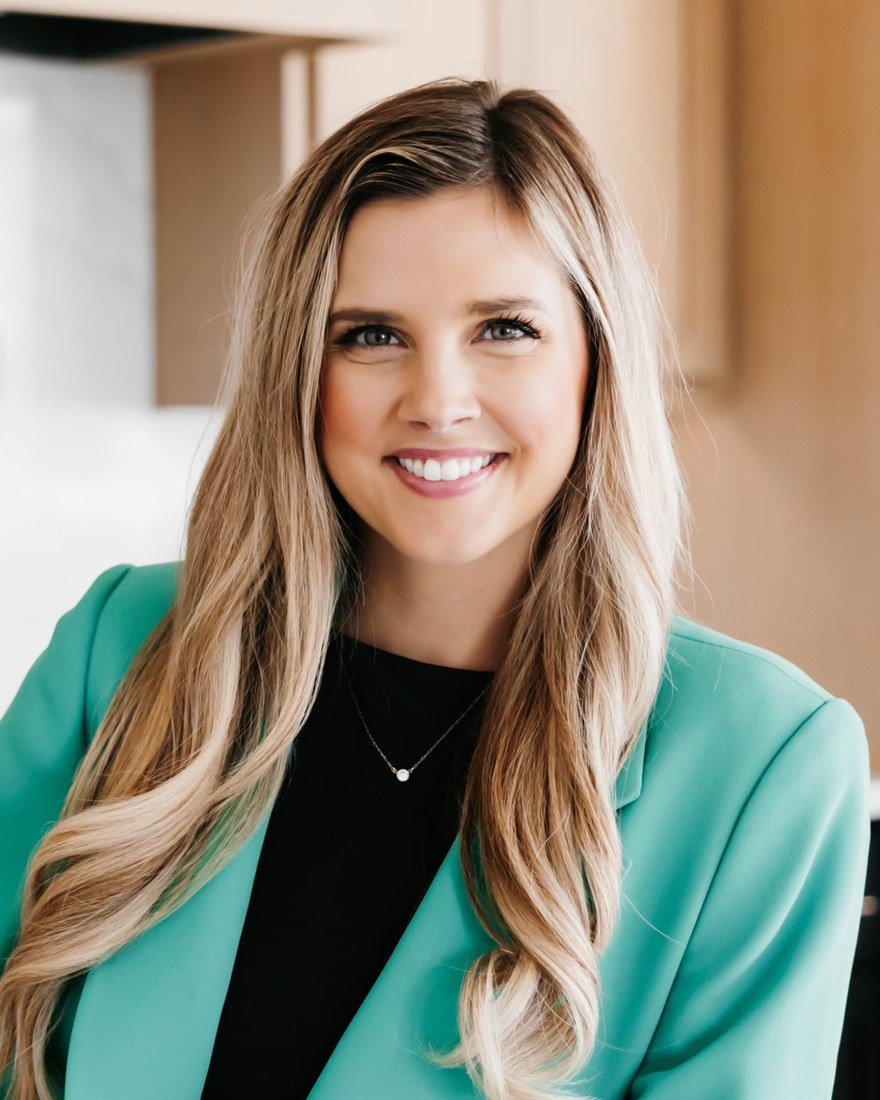 Ashland Alitz, Branch Sales Manager and Loan Officer, NMLS #1584948